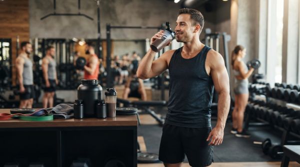 Entre mythes et réalités: les compléments alimentaires pour prendre du muscle