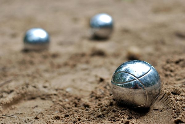 Pétanque en entreprise : alliance entre compétition, camaraderie et sens du collectif